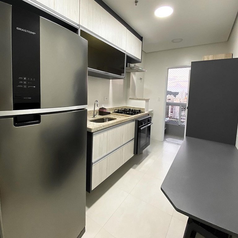 Apartamento no Boqueirão, Perto Praia com Piscina