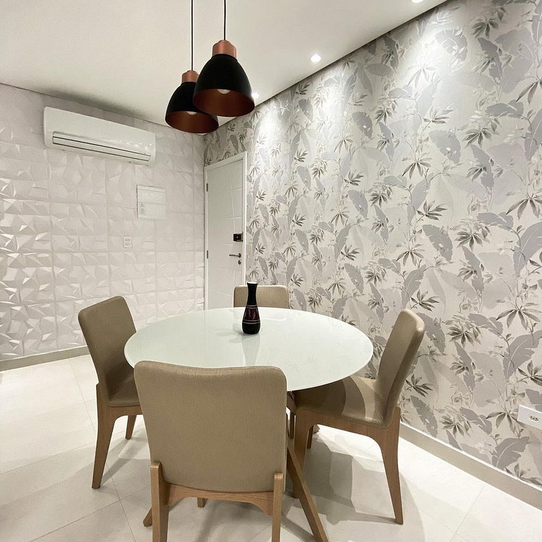Apartamento no Boqueirão, Perto Praia com Piscina