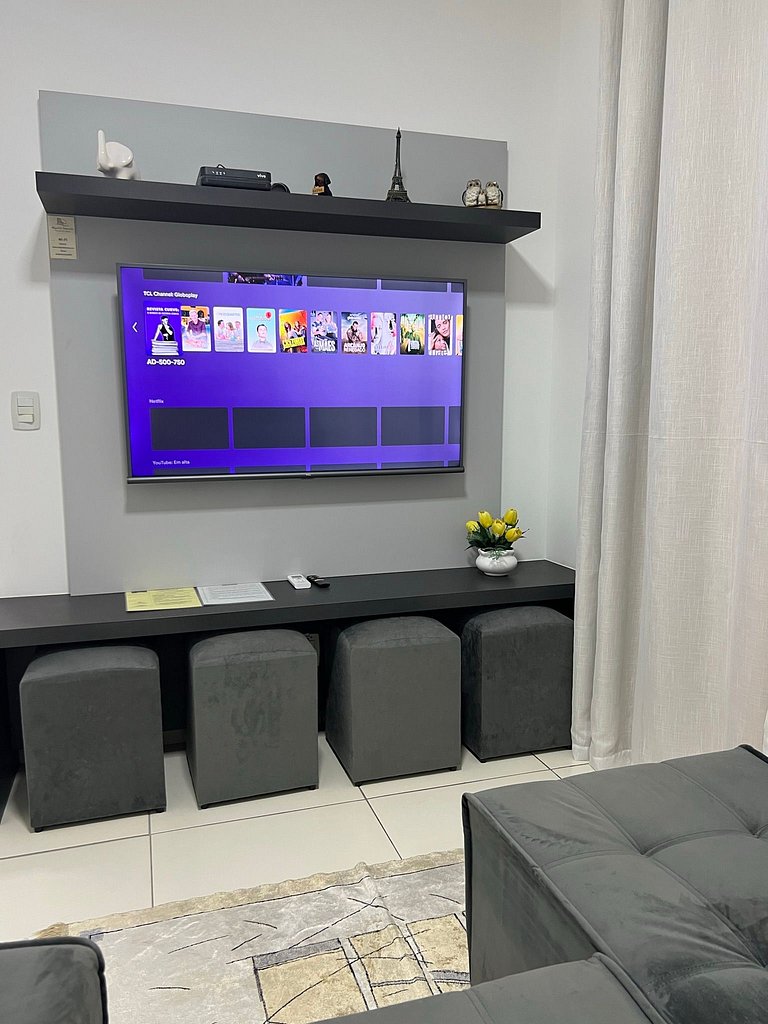 Apto Charmoso com Sacada Gourmet na melhor Praia