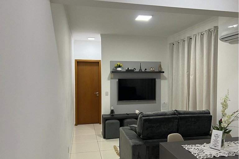 Apto Charmoso com Sacada Gourmet na melhor Praia